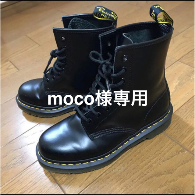 Dr.Martens(ドクターマーチン)のドクターマーチン 8ホール 黒  レディース  1460w レディースの靴/シューズ(ブーツ)の商品写真