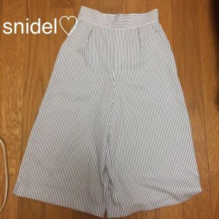 スナイデル(SNIDEL)の今季プリントガウチョパンツ♡(その他)