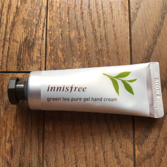 Innisfree(イニスフリー)のイニスフリー  グリーンティーピュアジェルハンドクリーム 3本セット コスメ/美容のボディケア(ハンドクリーム)の商品写真