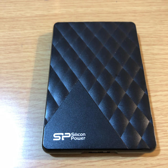 外付けHDD 1TB 【SILICON POWER】 スマホ/家電/カメラのPC/タブレット(PC周辺機器)の商品写真