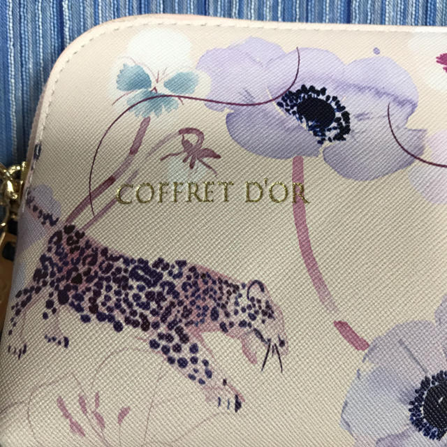 COFFRET D'OR(コフレドール)の値下げ【新品未使用】COFFRET D'OR ポーチ レディースのファッション小物(ポーチ)の商品写真