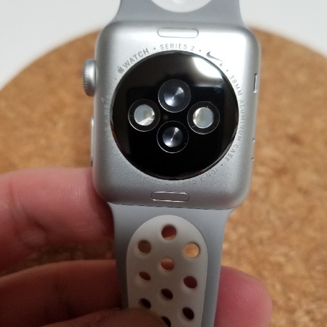 Apple Watch(アップルウォッチ)のApple Watch series2 NIKE 38mm スマホ/家電/カメラのスマートフォン/携帯電話(その他)の商品写真