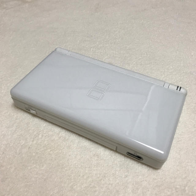 ニンテンドーDS(ニンテンドーDS)の任天堂DS （3点セット） エンタメ/ホビーのゲームソフト/ゲーム機本体(家庭用ゲーム機本体)の商品写真