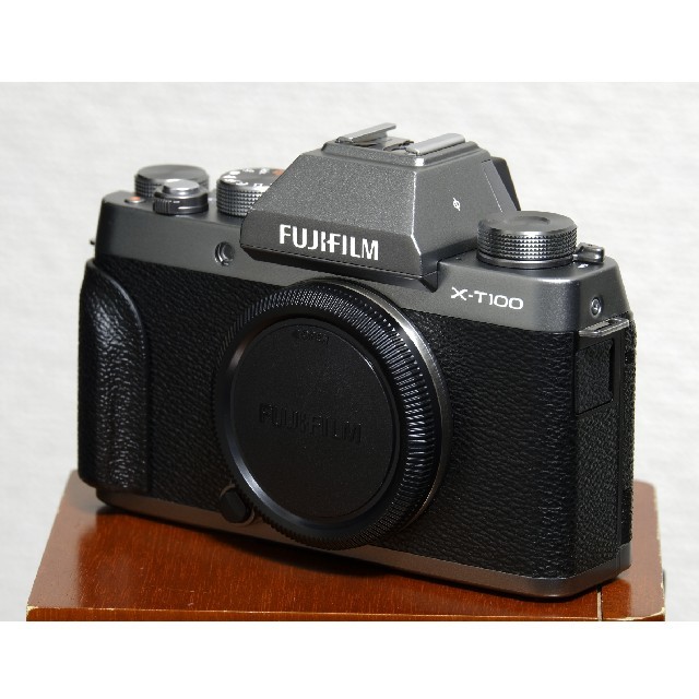 富士フイルム(フジフイルム)のFujifilm ミラーレス一眼 X-T100 ボディ 保証あり 富士フイルム スマホ/家電/カメラのカメラ(ミラーレス一眼)の商品写真