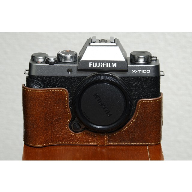 富士フイルム(フジフイルム)のFujifilm ミラーレス一眼 X-T100 ボディ 保証あり 富士フイルム スマホ/家電/カメラのカメラ(ミラーレス一眼)の商品写真