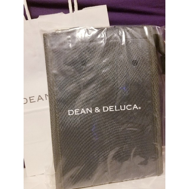 DEAN & DELUCA(ディーンアンドデルーカ)の【グレー・Sサイズ】 DEAN&DELUCA クーラーバッグ ゆうパケット発送 レディースのバッグ(エコバッグ)の商品写真