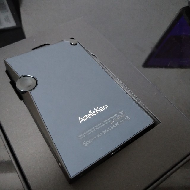 iriver(アイリバー)のAstell&Kern ak300 保証書付き スマホ/家電/カメラのオーディオ機器(ポータブルプレーヤー)の商品写真