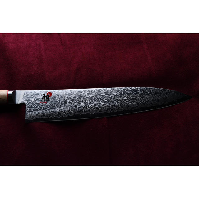 Zwilling J.A. Henckels(ツヴィリングジェイエーヘンケルス)のツヴィリング 雅 MIYABI 包丁 牛刀 24㎝ 定価¥45360 新品 インテリア/住まい/日用品のキッチン/食器(調理道具/製菓道具)の商品写真