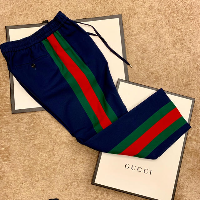 Gucci(グッチ)のGUCCI 44 スラックス ジャージ パンツ メンズのパンツ(スラックス)の商品写真