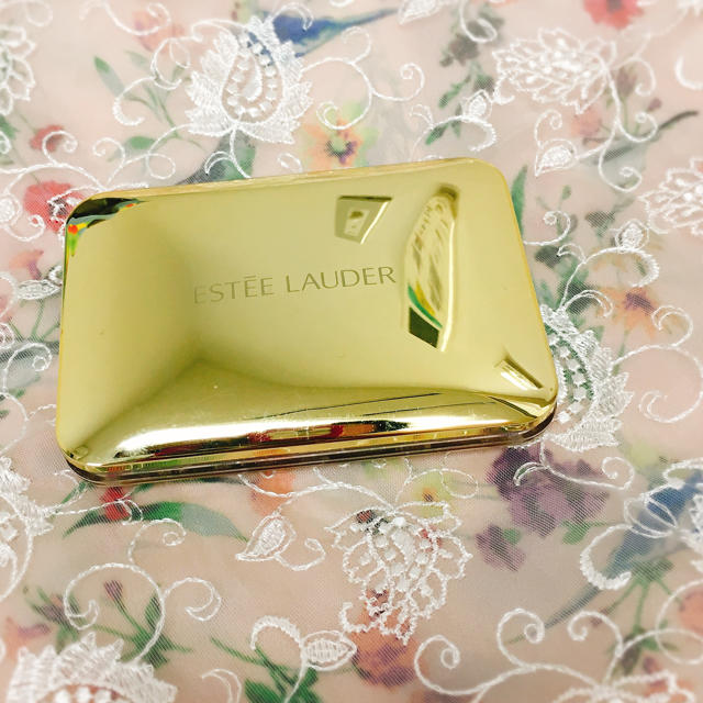 Estee Lauder(エスティローダー)のESTEE LAUDER チークカラー フェースコンパクト コスメ/美容のベースメイク/化粧品(チーク)の商品写真