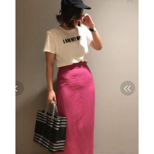 ROPE’(ロペ)のROPE' mademoiselle MTV Tシャツ レディースのトップス(Tシャツ(半袖/袖なし))の商品写真