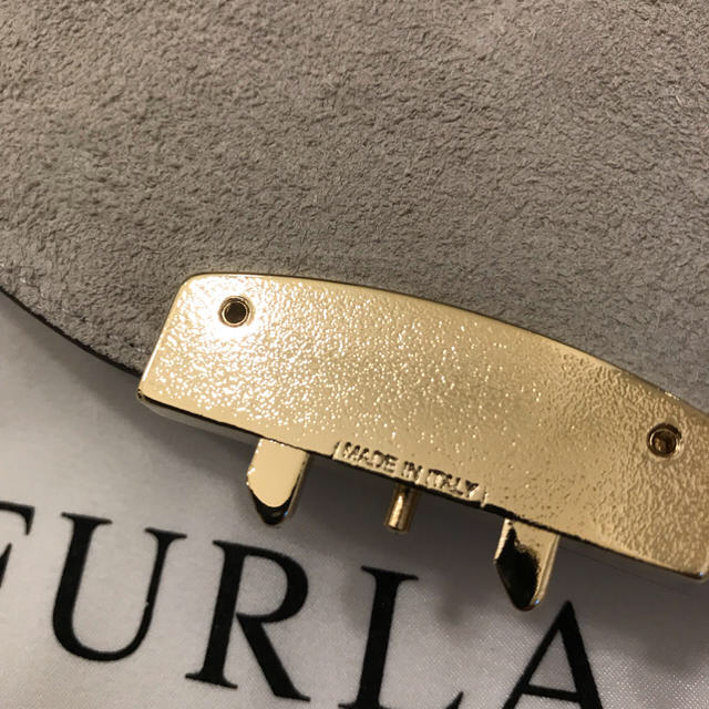 Furla(フルラ)のぐでちゃん様専用  FURLA フルラ KITTY キティ フラップ レディースのバッグ(ショルダーバッグ)の商品写真