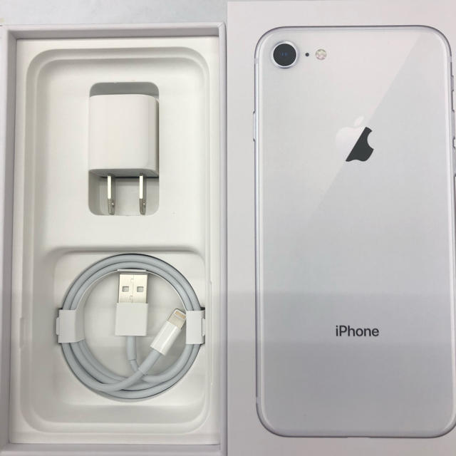 iPhone(アイフォーン)の送料無料！正規品アイフォンiPhoneアダプタ ケーブル スマホ/家電/カメラのスマートフォン/携帯電話(バッテリー/充電器)の商品写真