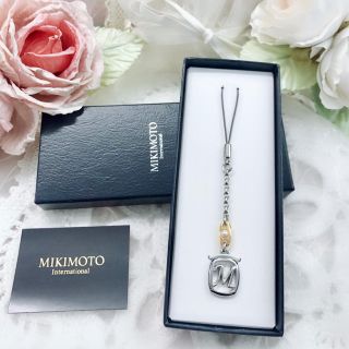 ミキモト(MIKIMOTO)のミキモト パール付き イニシャル ストラップ M MIKIMOTO(キーホルダー)