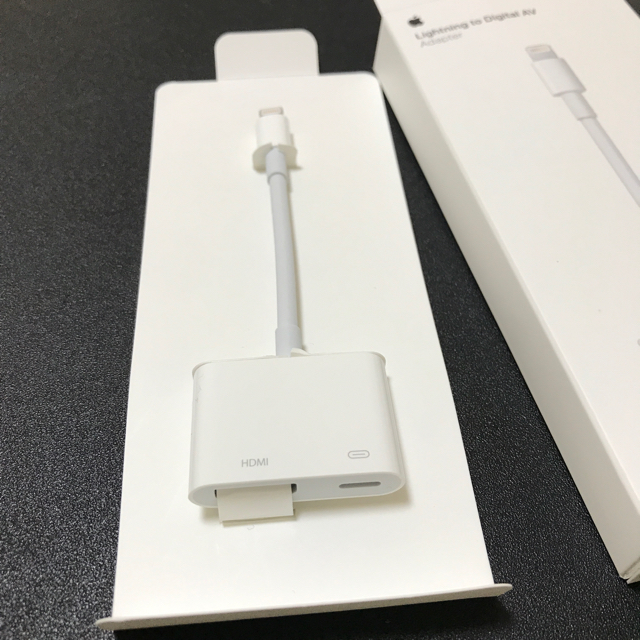 Apple(アップル)のApple Lightning-Digital HDMI AVアダプタ スマホ/家電/カメラのテレビ/映像機器(映像用ケーブル)の商品写真