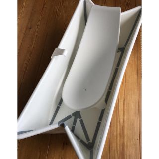 ストッケ(Stokke)のストッケ stokke ベビーバス 美品(その他)