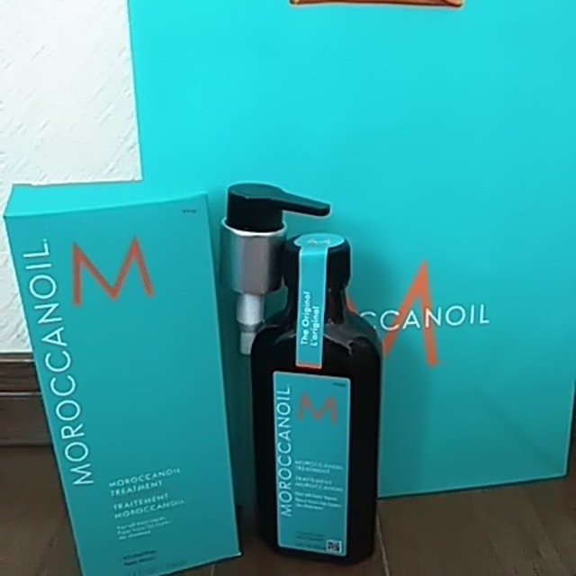 Moroccan oil(モロッカンオイル)のモロッカンオイル100ml コスメ/美容のヘアケア/スタイリング(オイル/美容液)の商品写真