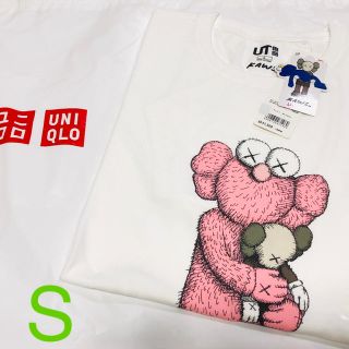 ユニクロ(UNIQLO)のUNIQLO×KAWSカウズコラボT#白ピンクS(Tシャツ/カットソー(半袖/袖なし))