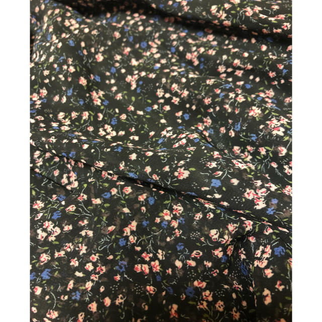 しまむら(シマムラ)の花柄  小花柄 ロングスカート レディースのスカート(ロングスカート)の商品写真
