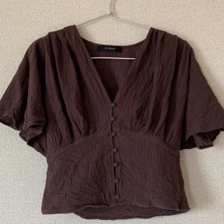 ダブルクローゼット(w closet)の肩タック前ボタンフレア袖ブラウス(シャツ/ブラウス(半袖/袖なし))