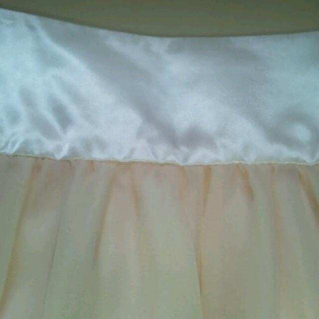 R・F(アールエフ)のスカート♪ レディースのスカート(ひざ丈スカート)の商品写真