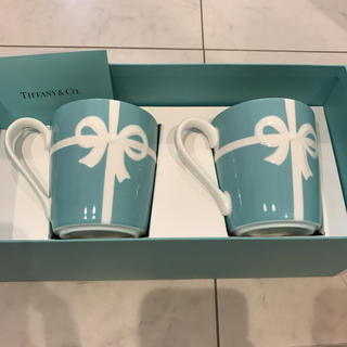 ティファニー(Tiffany & Co.)の新品 未使用 ティファニーマグカップ ※箱汚れあり(食器)