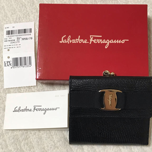 Salvatore Ferragamo(サルヴァトーレフェラガモ)の新品 サルヴァトーレ フェラガモ がま口財布 黒 レディースのファッション小物(財布)の商品写真