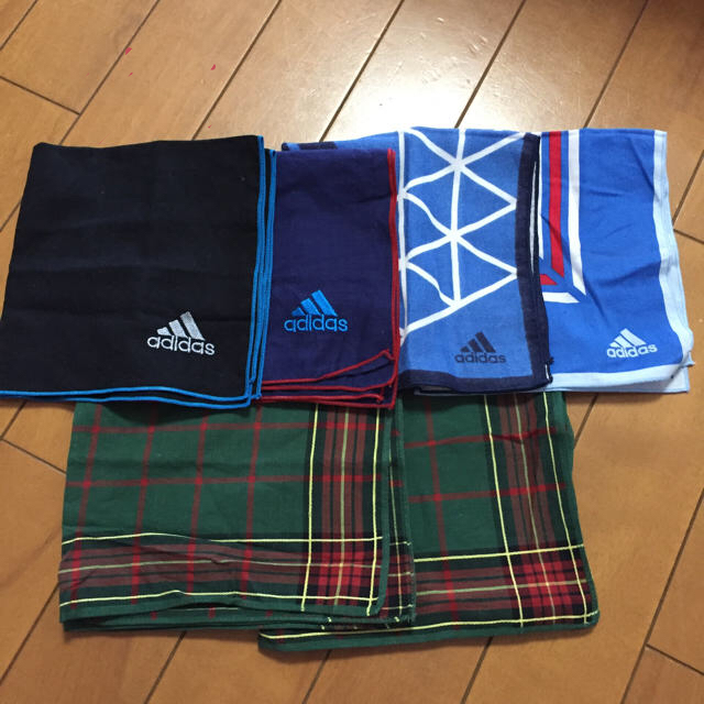 adidas(アディダス)の男の子用 ハンカチ ちょっとだけお値下げしました(^^) ハンドメイドのファッション小物(ハンカチ/バンダナ)の商品写真