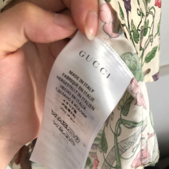 Gucci 柄シャツの通販 by からしー's shop｜グッチならラクマ - gucci 低価超特価