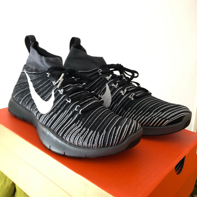 靴/シューズNIKE FREE TRAIN FORCE FLYKNIT 29.5cm