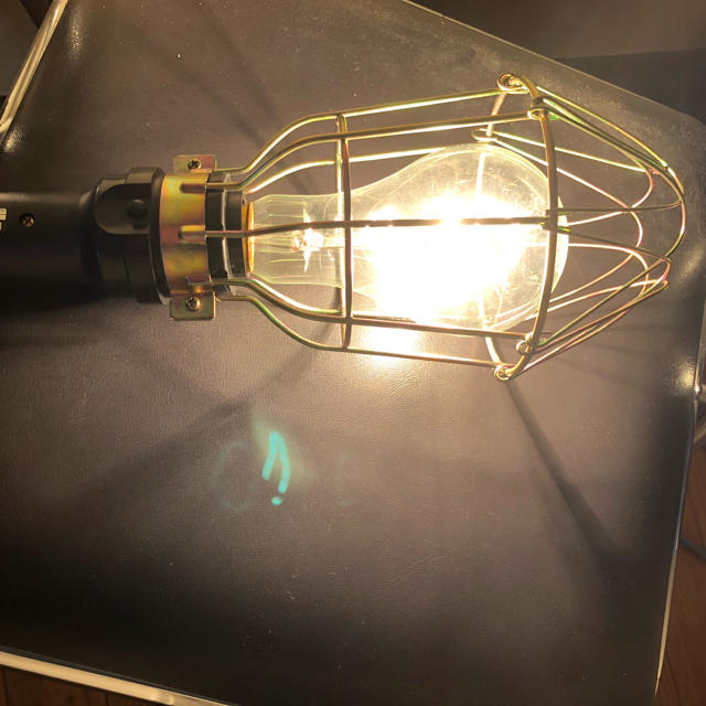 NIKKO(ニッコー)の新品 ワークランプ 白熱電球 NIKKO 200w インテリア/住まい/日用品のライト/照明/LED(蛍光灯/電球)の商品写真