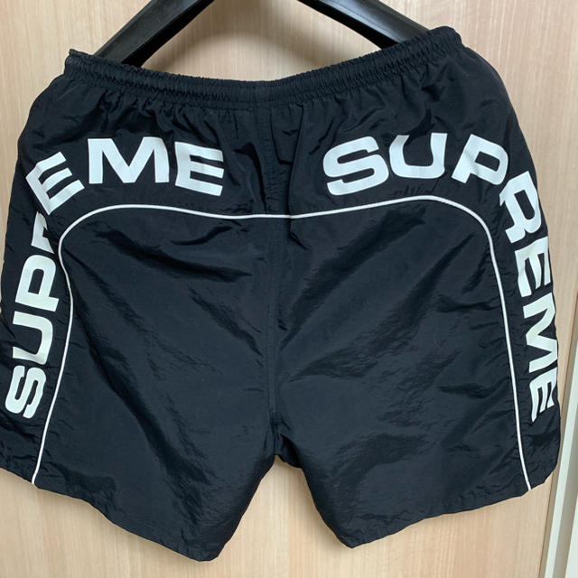 Supreme(シュプリーム)のsupreme arc logo water short メンズのパンツ(ショートパンツ)の商品写真