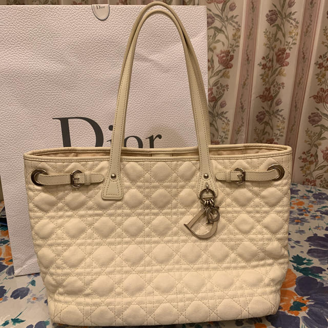 Dior(ディオール)のディオール パナレア  トート ホワイト レディースのバッグ(トートバッグ)の商品写真
