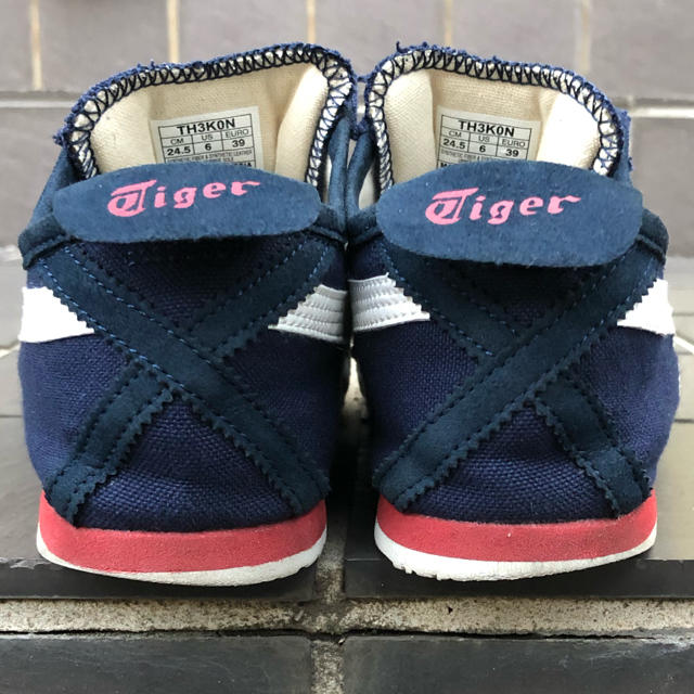 Onitsuka Tiger(オニツカタイガー)の早い者勝ち！美品 オニツカタイガー スニーカー Onitsuka Tiger レディースの靴/シューズ(スニーカー)の商品写真