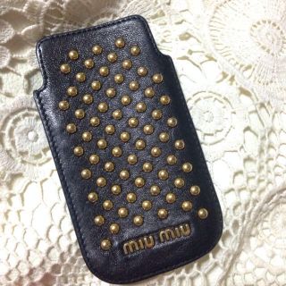 ミュウミュウ(miumiu)のmiumiu スタッズiPhoneケース(モバイルケース/カバー)