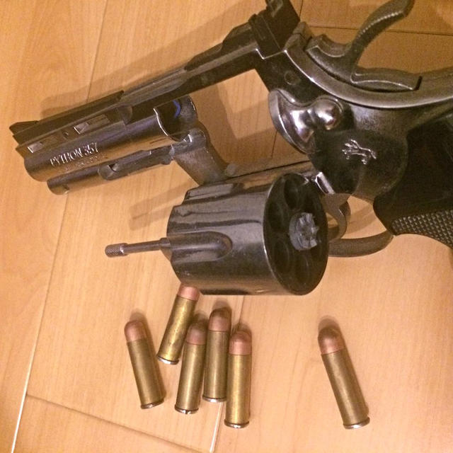 拳銃型ライター◆ルパン三世次元◆コスプレ エンタメ/ホビーのアニメグッズ(その他)の商品写真
