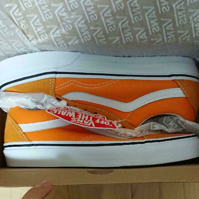 VANS(ヴァンズ)のバンズ オールドスクール マスタード 23cm 新品 レディースの靴/シューズ(スニーカー)の商品写真