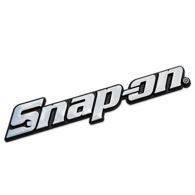 【530】 SNAP-ON エンブレム Sサイズ スナップオン 樹脂製 自動車/バイクのバイク(ステッカー)の商品写真
