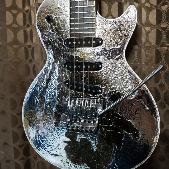 ESP(イーエスピー)のエドワーズ　LUNA SEASUGIZOモデル　ブリミク加工　SSL-5 楽器のギター(エレキギター)の商品写真