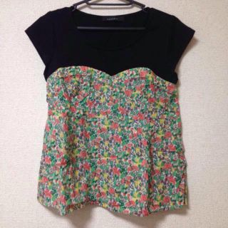 ページボーイ(PAGEBOY)のPAGEBOY 花柄トップス(カットソー(半袖/袖なし))