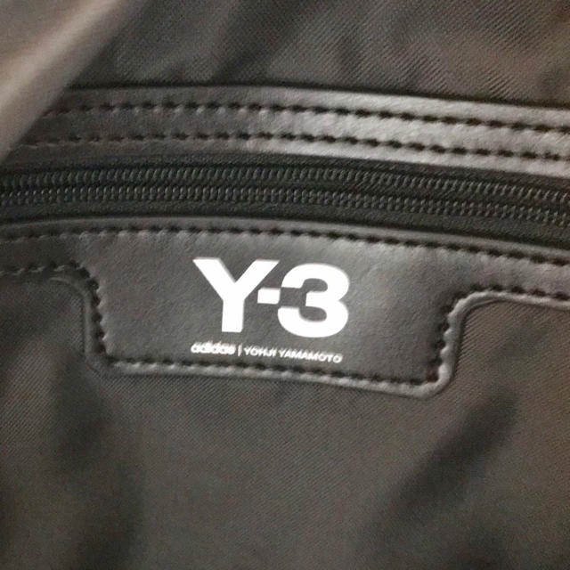 Y-3(ワイスリー)のY-3 【18SS】フロントロゴプリントバックパック(ホワイト×ブラック) 中古 メンズのバッグ(バッグパック/リュック)の商品写真