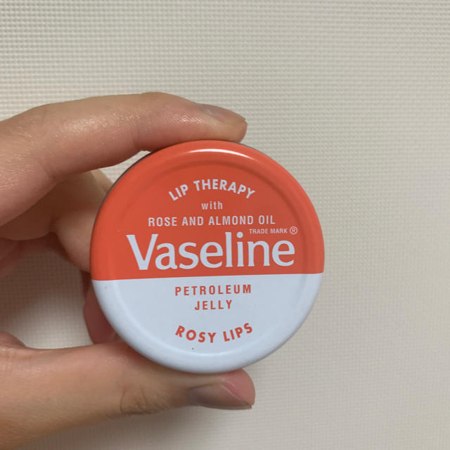 Vaseline(ヴァセリン)のvaseline ROSY LIPS コスメ/美容のスキンケア/基礎化粧品(リップケア/リップクリーム)の商品写真
