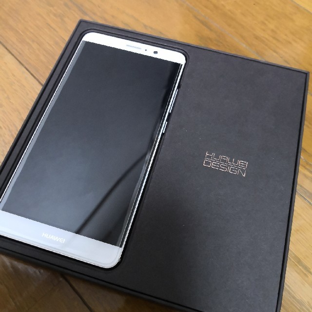 ANDROID(アンドロイド)の★専用★HUAWEI Mate9 本体一式 スマホ/家電/カメラのスマートフォン/携帯電話(スマートフォン本体)の商品写真