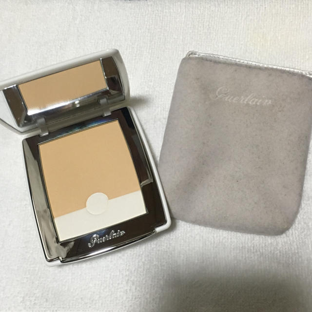 GUERLAIN(ゲラン)のゲラン パウダーファンデーション コスメ/美容のベースメイク/化粧品(ファンデーション)の商品写真