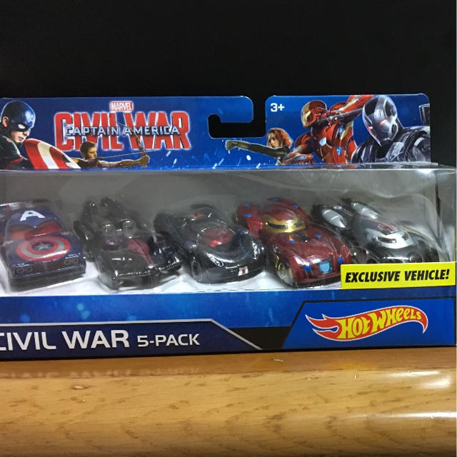 MARVEL(マーベル)の【新品未開封・限定】HotWheels ホットウィール シビル・ウォー 5PAC エンタメ/ホビーのおもちゃ/ぬいぐるみ(ミニカー)の商品写真