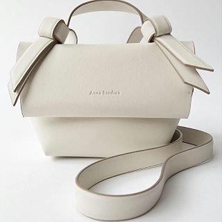 アクネ ハンドバッグ ショルダーバッグ(レディース)の通販 8点 | ACNE アクネ ハンドバッグ ショルダーバッグ(レディース)の通販 8点 | ACNE