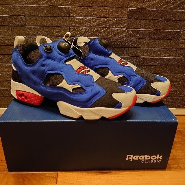 Reebok(リーボック)のリーボック  ポンプフューリー OG トリコロール 26.5cm メンズの靴/シューズ(スニーカー)の商品写真