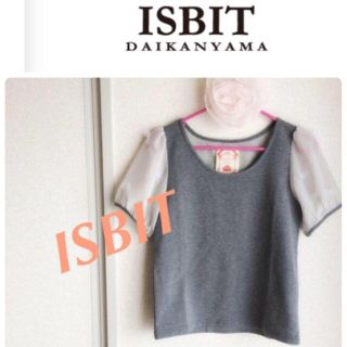 アイズビット(ISBIT)のISBITリボンパフスリーブ(カットソー(半袖/袖なし))