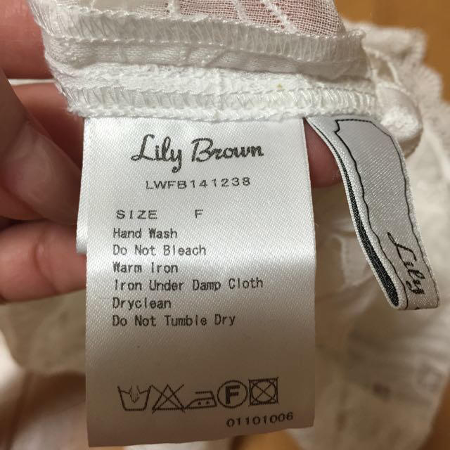 Lily Brown(リリーブラウン)のLilyBrown カットワークtops レディースのトップス(カットソー(半袖/袖なし))の商品写真