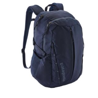 パタゴニア(patagonia)の☆パタゴニア ウィメンズ・レフュジオ・パック 26L☆新品未使用！ネイビー(リュック/バックパック)